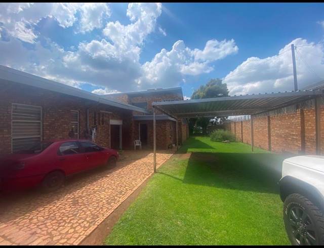 BUSINESS FOR SALE IN CLUBVILLE